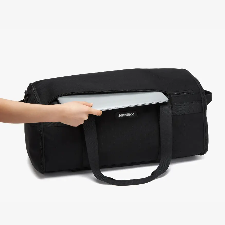 black_laptop_pocket